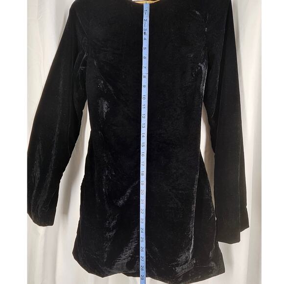 FREE PEOPLE CHELSEY BLACK VELOUR MINI DRESS SIZE XS - TIMELESS ELEGANCE! - Picture 5 of 14